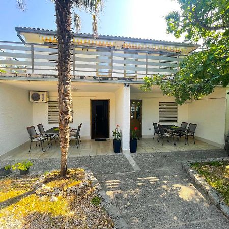 יאדראנובו Apartmani Irena מראה חיצוני תמונה