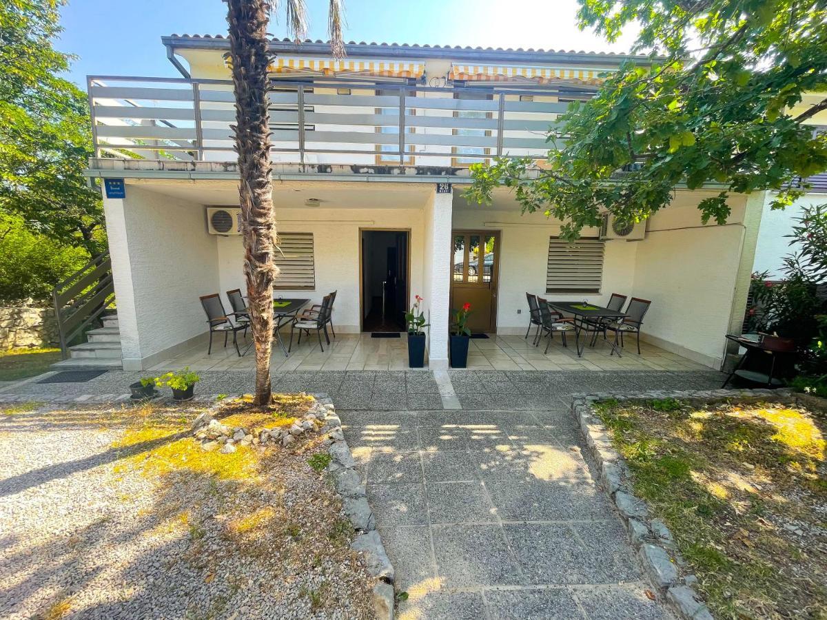 יאדראנובו Apartmani Irena מראה חיצוני תמונה